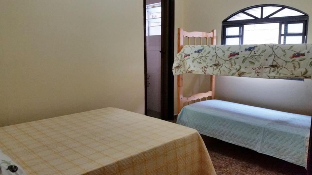 Confortavel Casa Com Piscina E Churrasqueira A 100M Da Praia Caraguatatuba Buitenkant foto