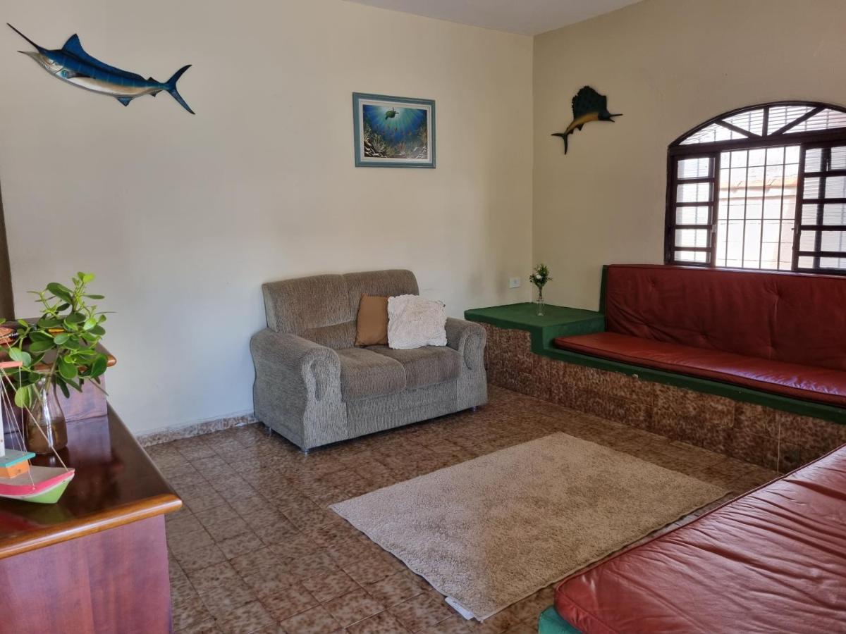 Confortavel Casa Com Piscina E Churrasqueira A 100M Da Praia Caraguatatuba Buitenkant foto