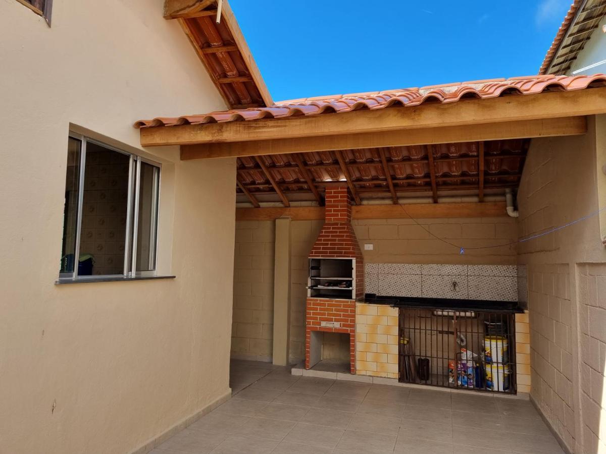 Confortavel Casa Com Piscina E Churrasqueira A 100M Da Praia Caraguatatuba Buitenkant foto