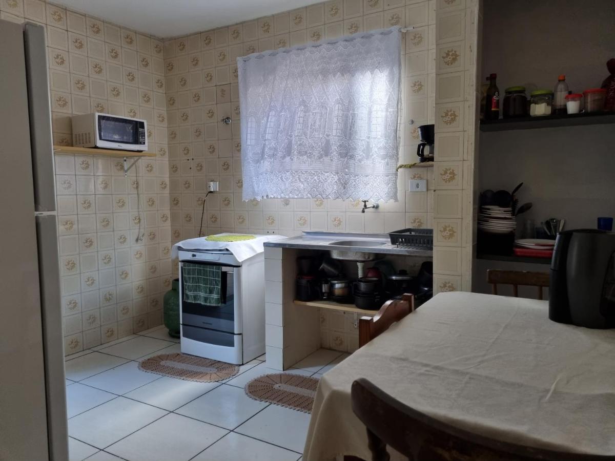 Confortavel Casa Com Piscina E Churrasqueira A 100M Da Praia Caraguatatuba Buitenkant foto